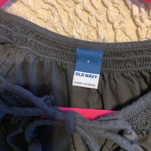 Old Navy Woman’s dress - Picture 2 of 9